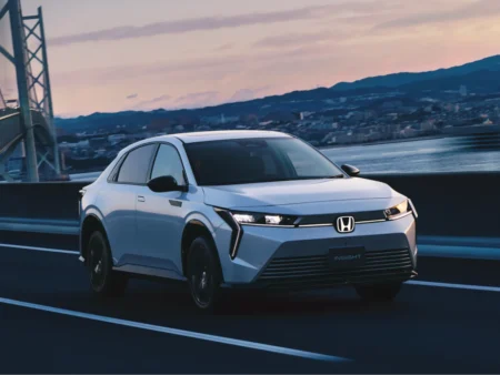 新型乗用EV「INSIGHT」を発売